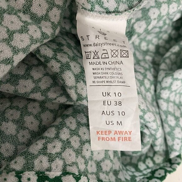 Urban Outfitters Daisy Street Size Medium Boho Green Print Long Sleeve - Picture 6 of 6